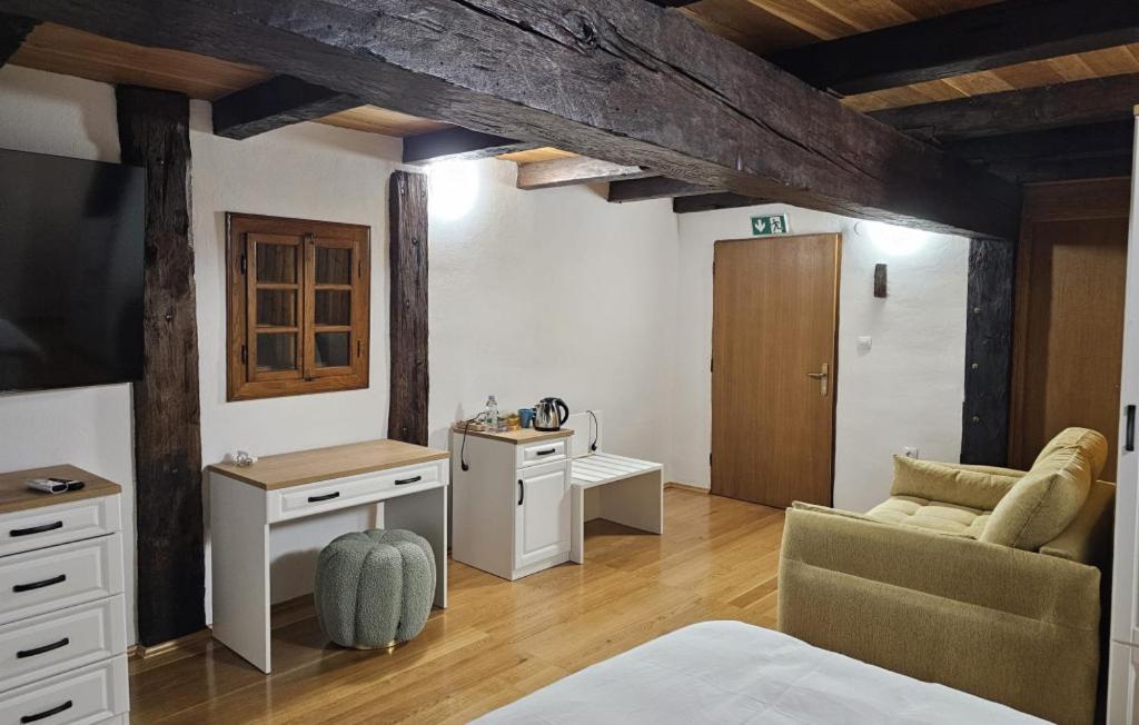 Villa 77 By Villas Guide Σίσακ Εξωτερικό φωτογραφία