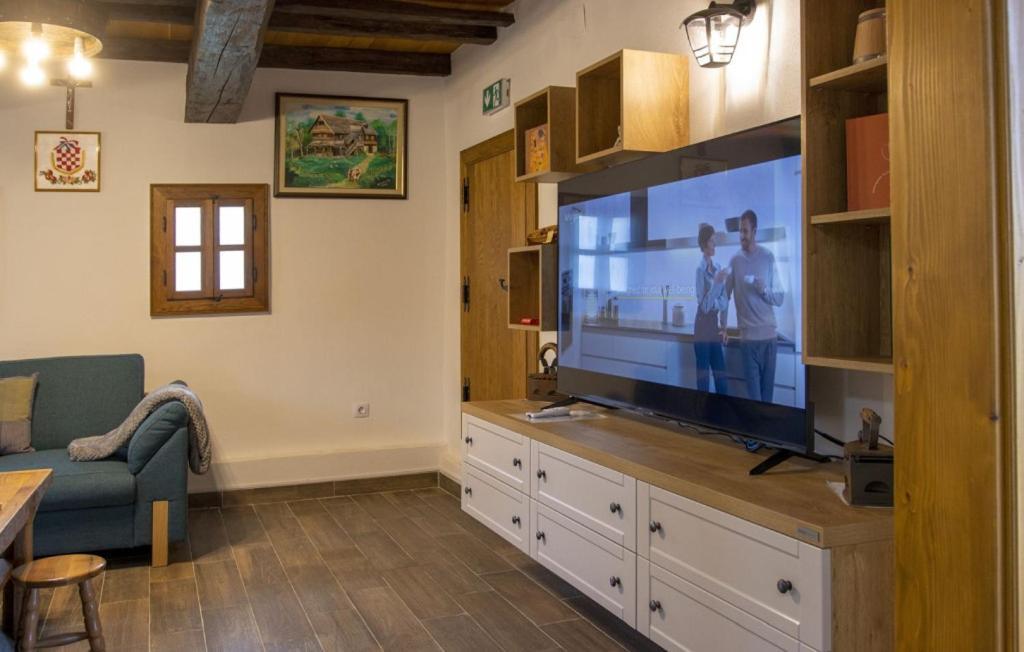 Villa 77 By Villas Guide Σίσακ Εξωτερικό φωτογραφία